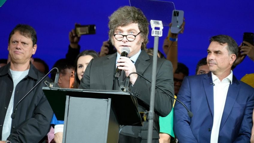 Javier Milei acusa governos estrangeiros de liderar campanha contra a Argentina