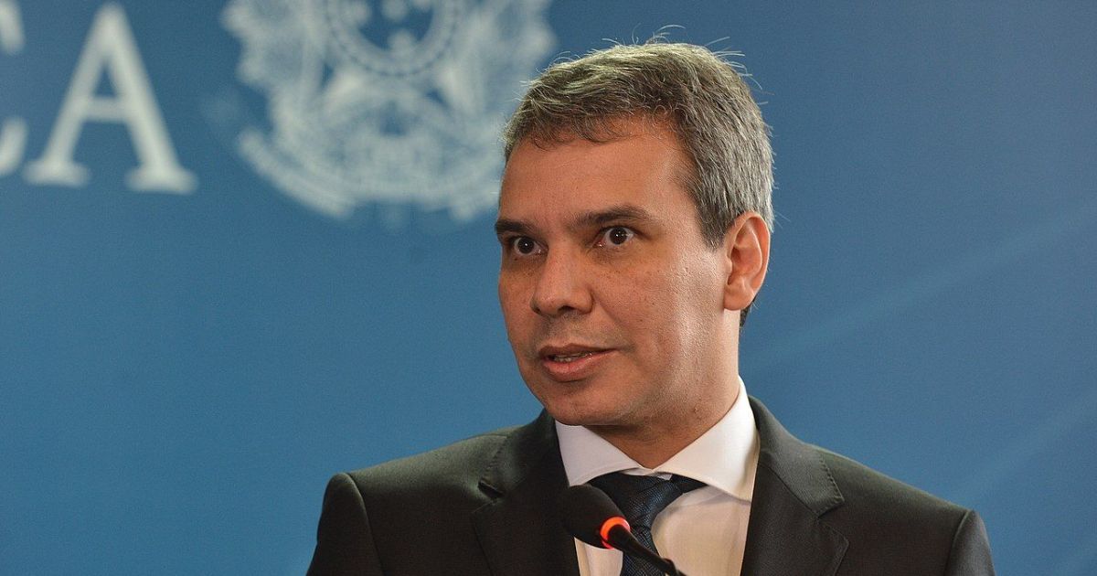 Ministro da Justiça vai à Câmara para explicar caso Ramagem nesta quarta-feira