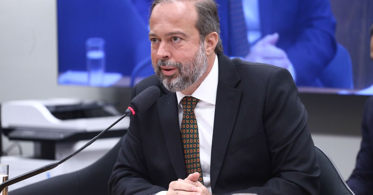 Governo publicará portaria para primeiro leilão de baterias do Brasil nesta quarta-feira (03/06)