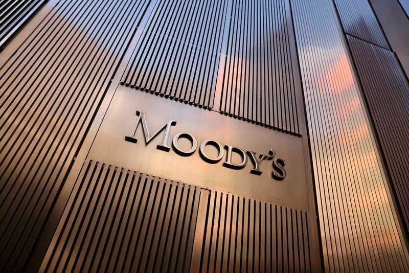 Desenrola Brasil 2.0 pode resgatar dignidade financeira, diz Moody's