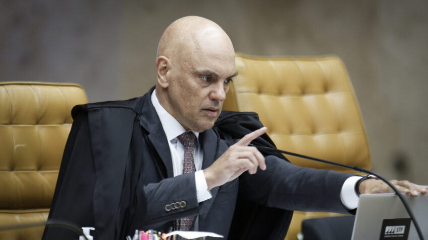 Alexandre de Moraes defende regulamentação internacional de big techs