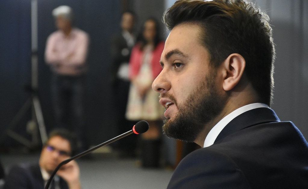 Alexandre de Moraes nega ampliação de visitas de parlamentares a Filipe Martins