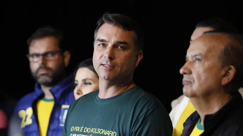 Moraes suspende Lei da Dosimetria e trava redução de penas