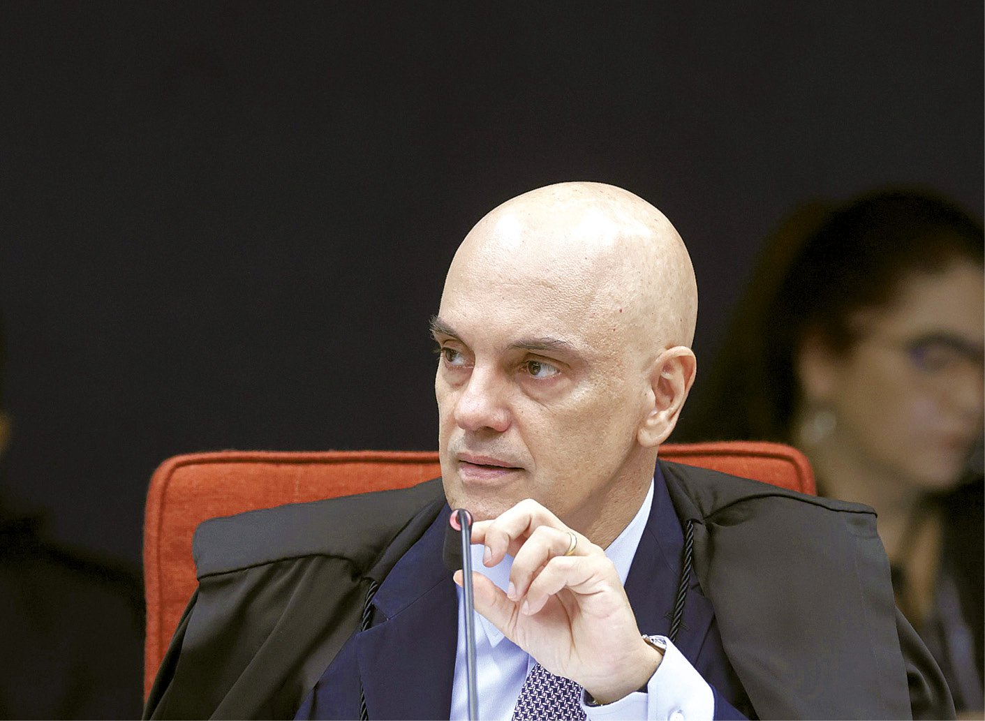 STF pode suspender redução de penas para réus do 8/1