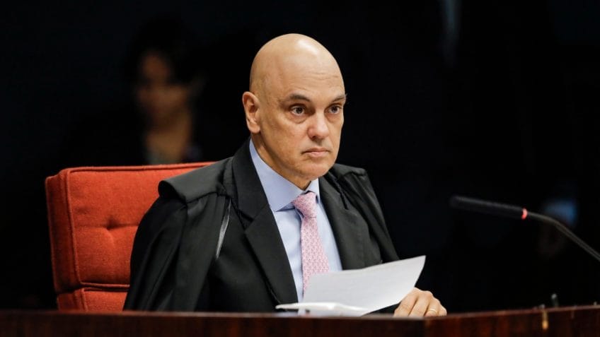 Moraes vota pela manutenção da Lei da Igualdade Salarial no STF