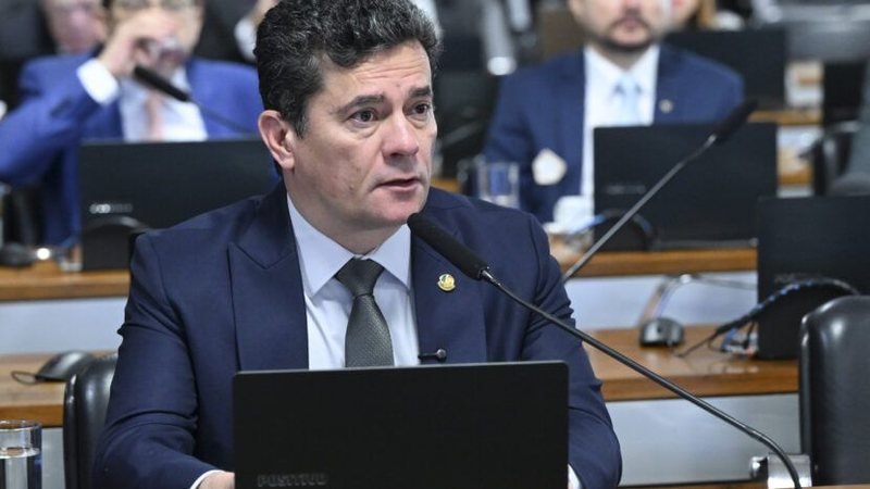 Sergio Moro contesta proibição de visitas a Jair Bolsonaro pelo STF