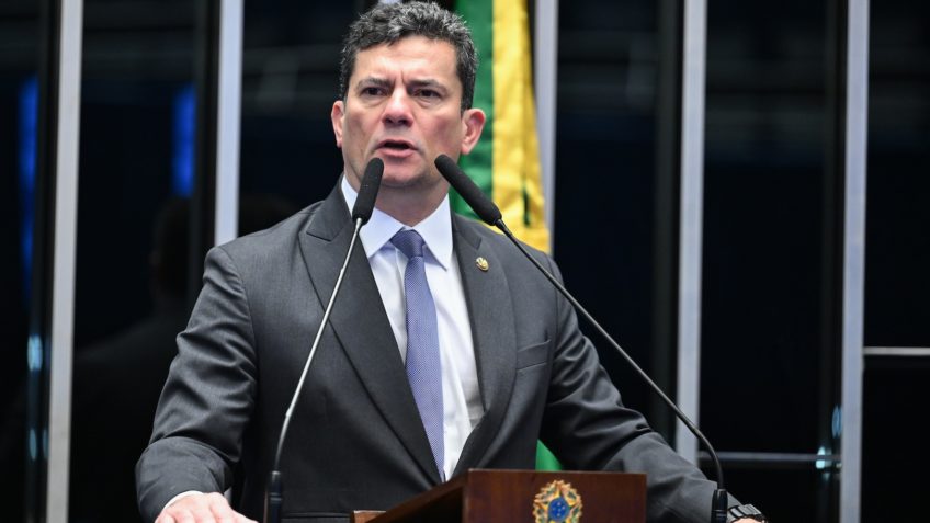 Moro rebate fala de Lula sobre Lava Jato e chama presidente de "mentira do século"