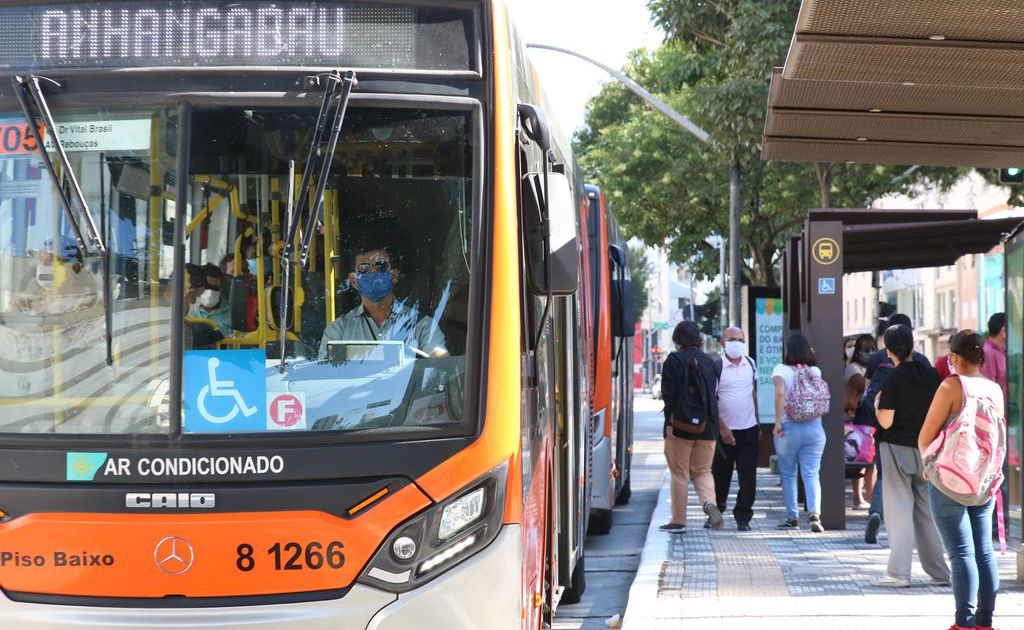 TST define que motoristas de ônibus não têm direito a adicional por acúmulo de funções