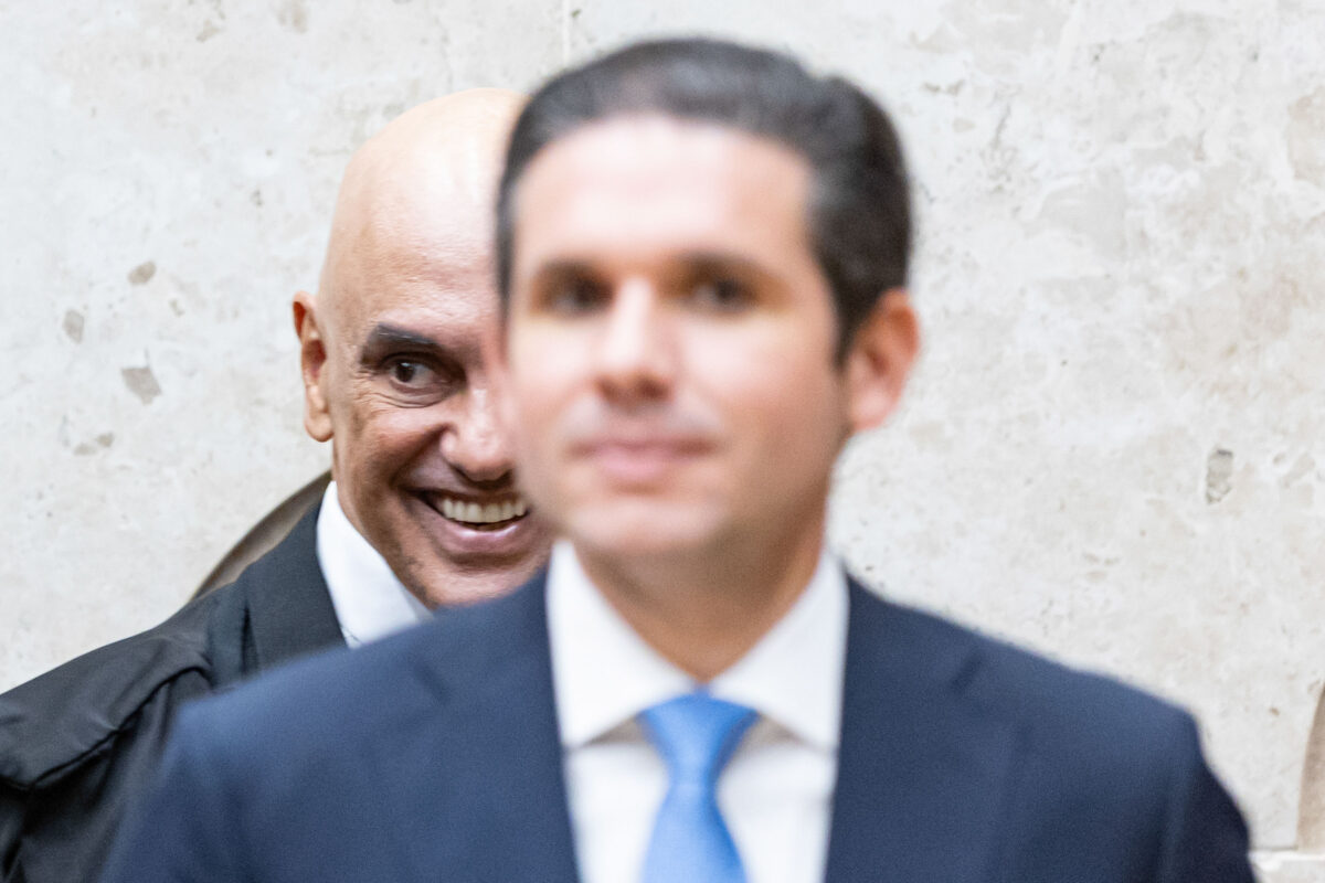Presidente da Câmara e Ministro do STF viajaram juntos dias antes de arquivamento de inquérito
