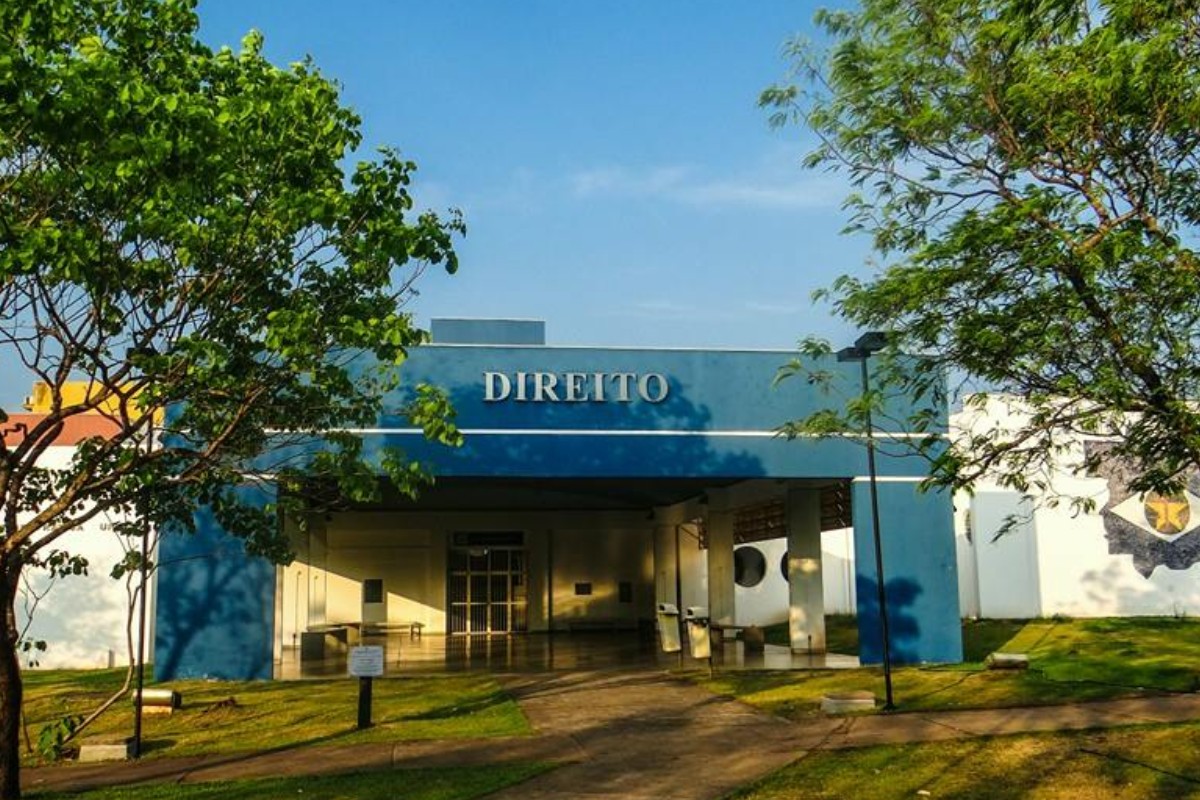 MP cobra UFMT sobre 'lista de estupráveis' em Cuiabá