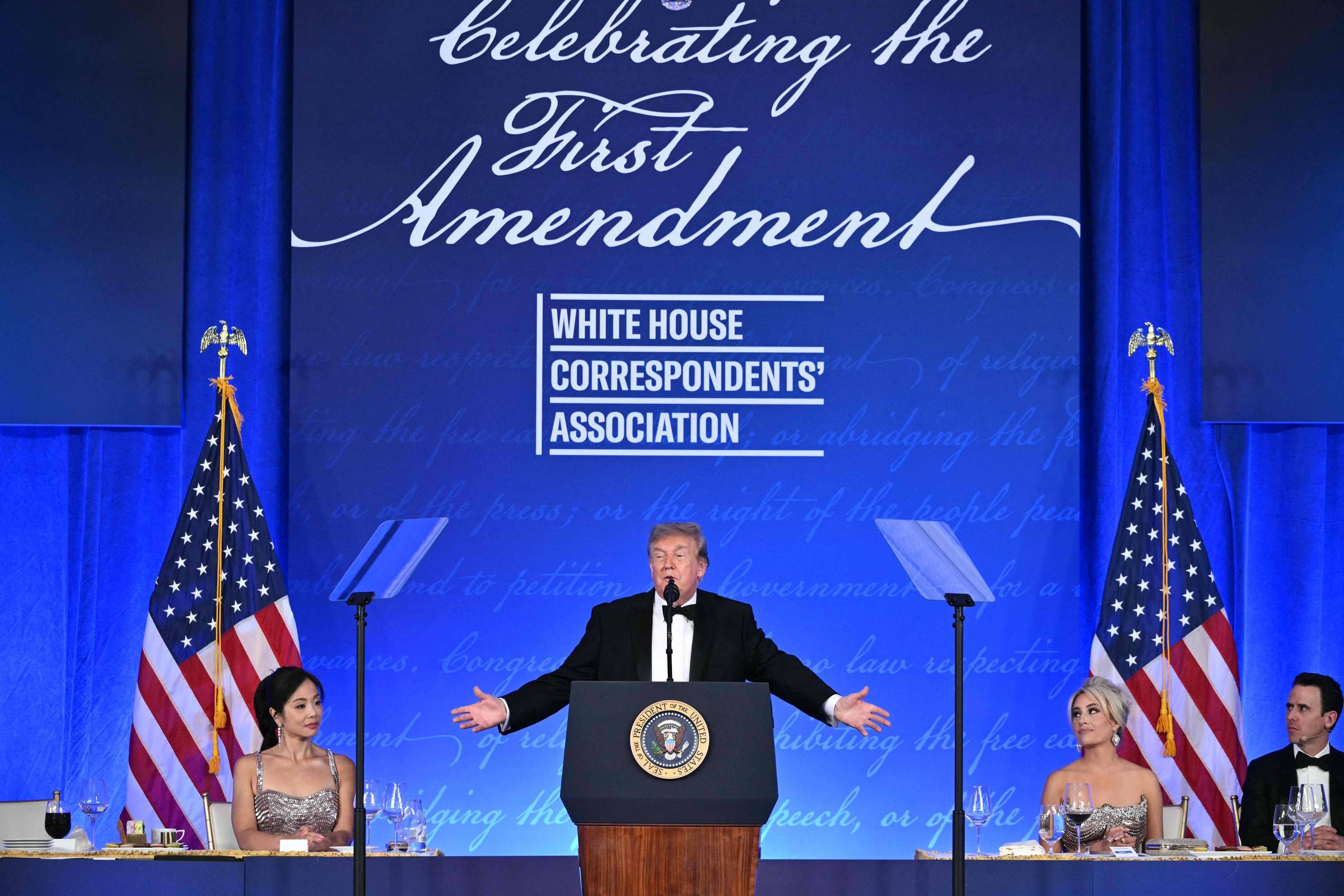 Trump reforça compromisso com a democracia em evento da Associação de Correspondentes da Casa Branca