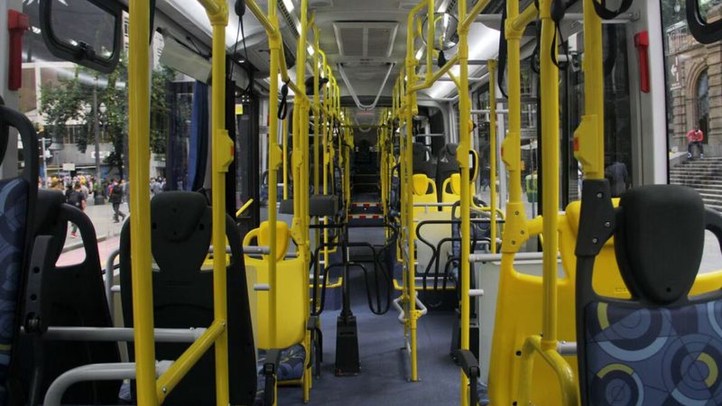 Paulinho Freire implementa 'cashback' no transporte em Natal