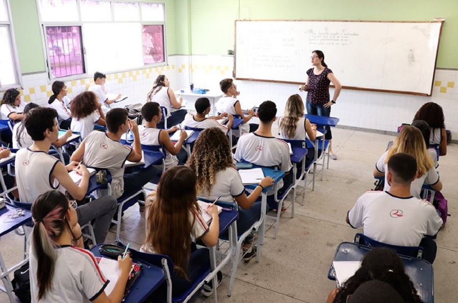 Nova Lei garante licença remunerada para formação de Professores da rede pública