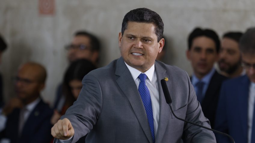 Novo aciona STF para forçar instalação do Conselho de Ética e análise de afastamento de Alcolumbre