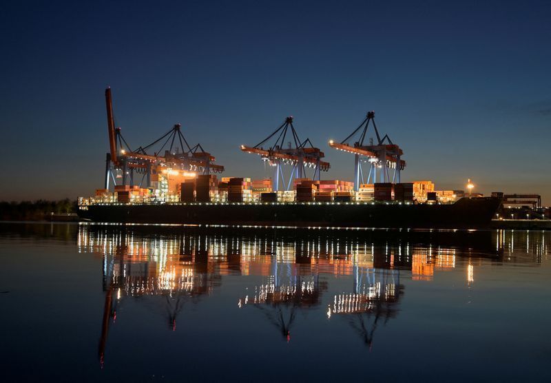 EUA impõem tarifas ao Brasil, abrindo espaço para China nas exportações