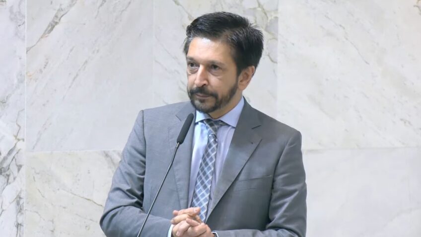 Nunes alerta para impacto do 6 X 1 na economia brasileira