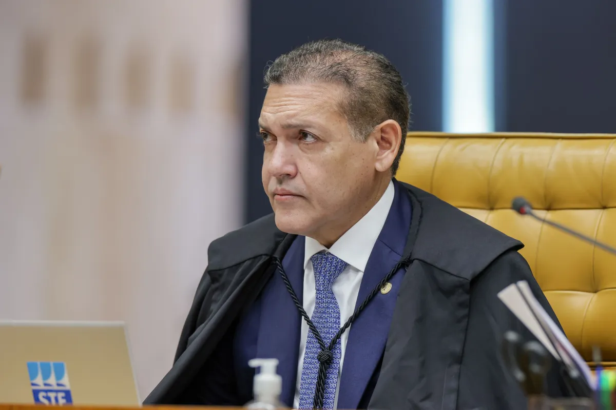 STF designa Nunes Marques para revisar condenação de Bolsonaro