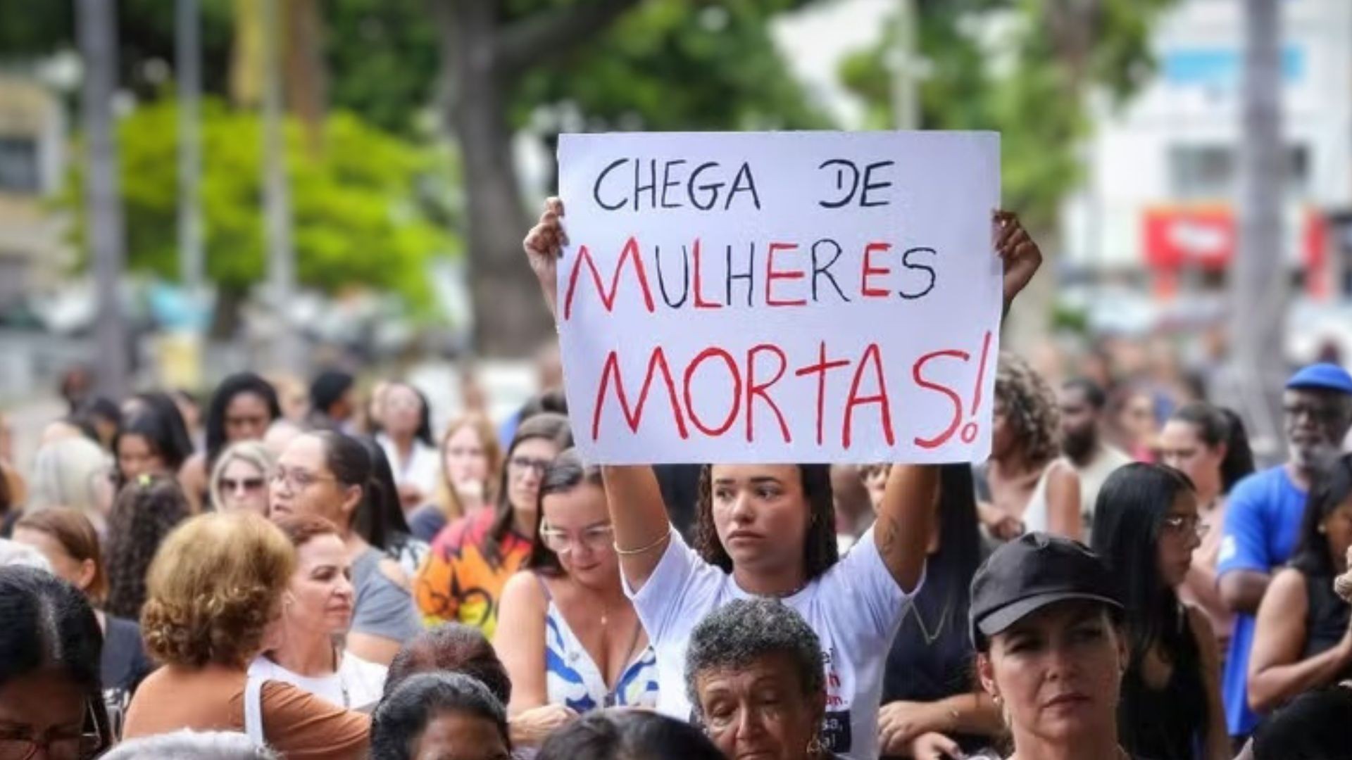 Violência no Brasil mantém padrão seletivo apesar da queda de homicídios