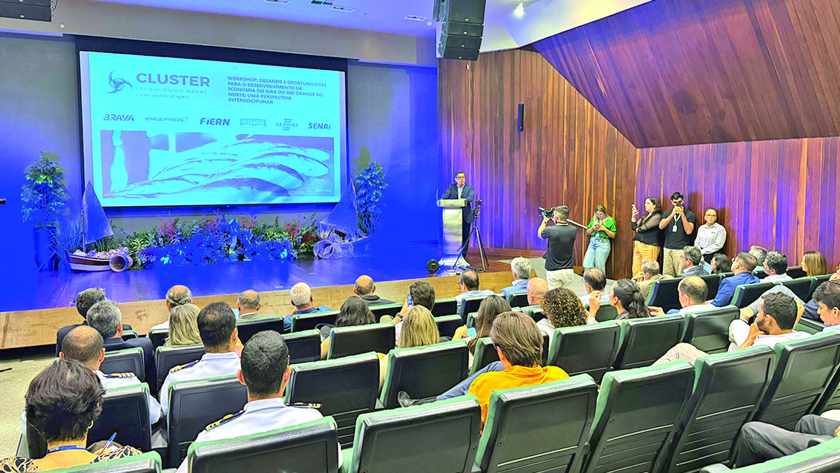 Cluster Tecnológico Naval entrega minuta de incentivo à Economia do Mar no RN