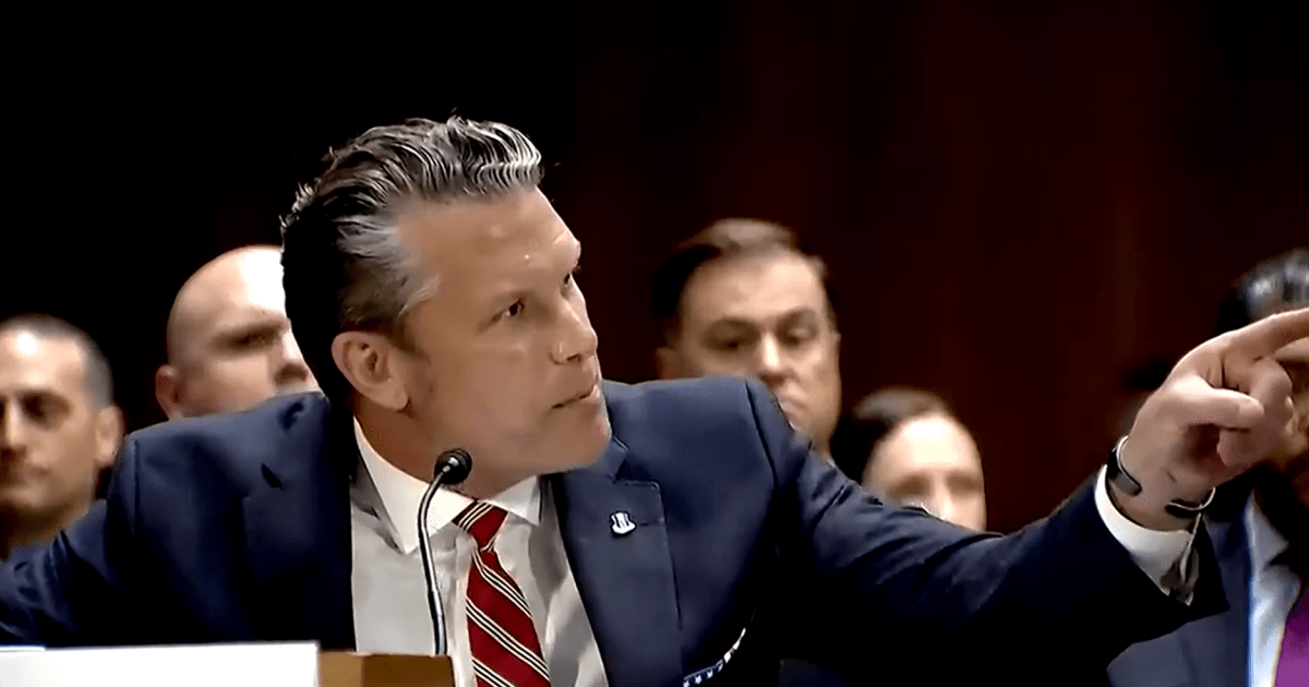 Senadores confrontam Pete Hegseth sobre a condução da guerra contra o Irã