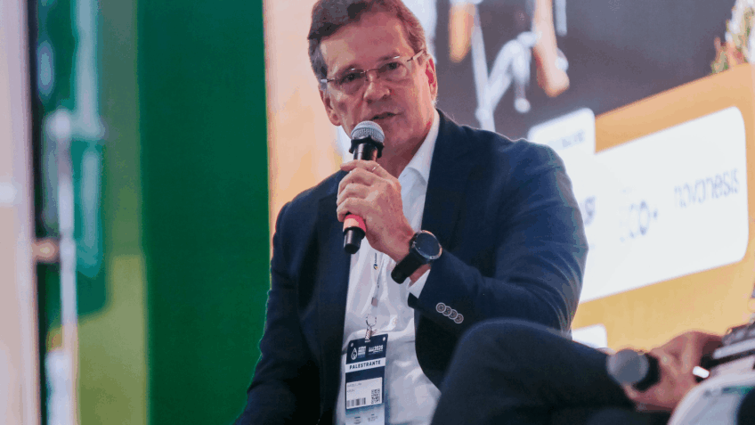 Acelen inicia megaprojeto de biocombustíveis no Brasil