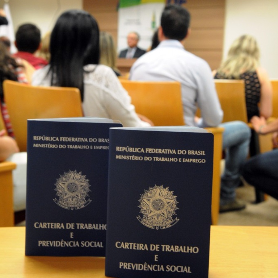 Oito em cada dez empresas no Brasil têm dificuldade em encontrar profissionais qualificados