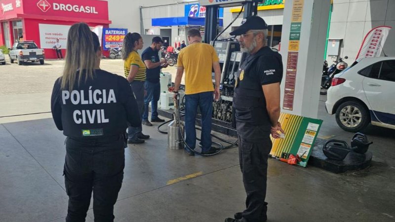 Operação no RN fiscaliza postos e derruba preço da gasolina