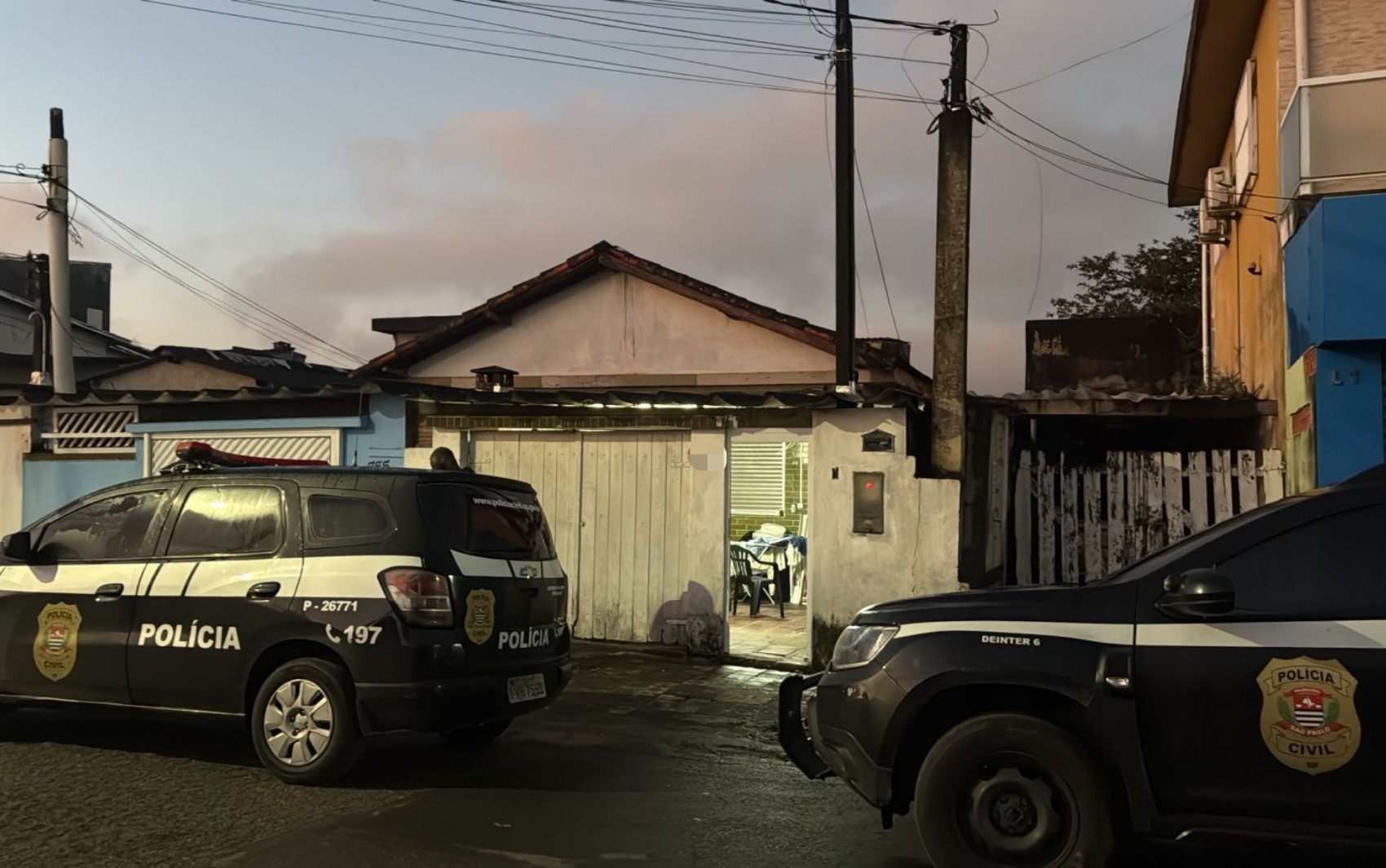 Operação da Polícia Civil mira suspeitos de golpe que levou idosa a perder R$ 500 mil