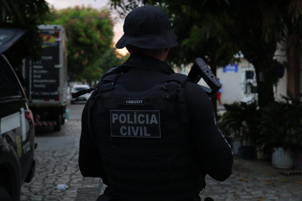 Polícia Civil prende 10 suspeitos de integrar grupo criminoso com atuação na Zona Oeste do RN