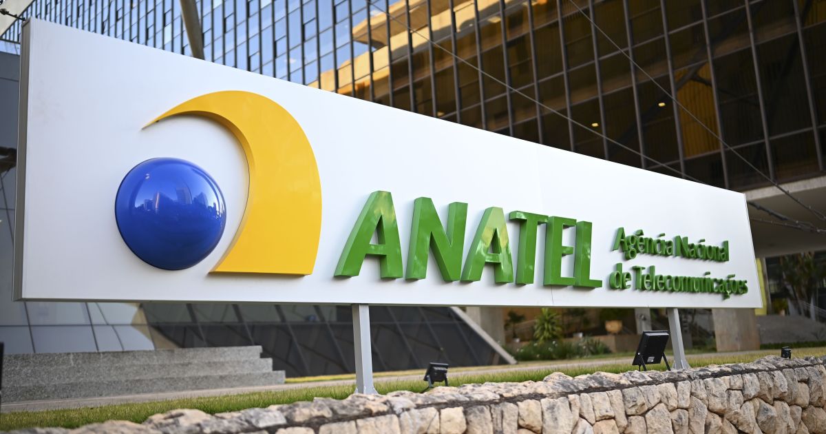 Anatel conclui leilão de 700 MHz e acelera expansão regional