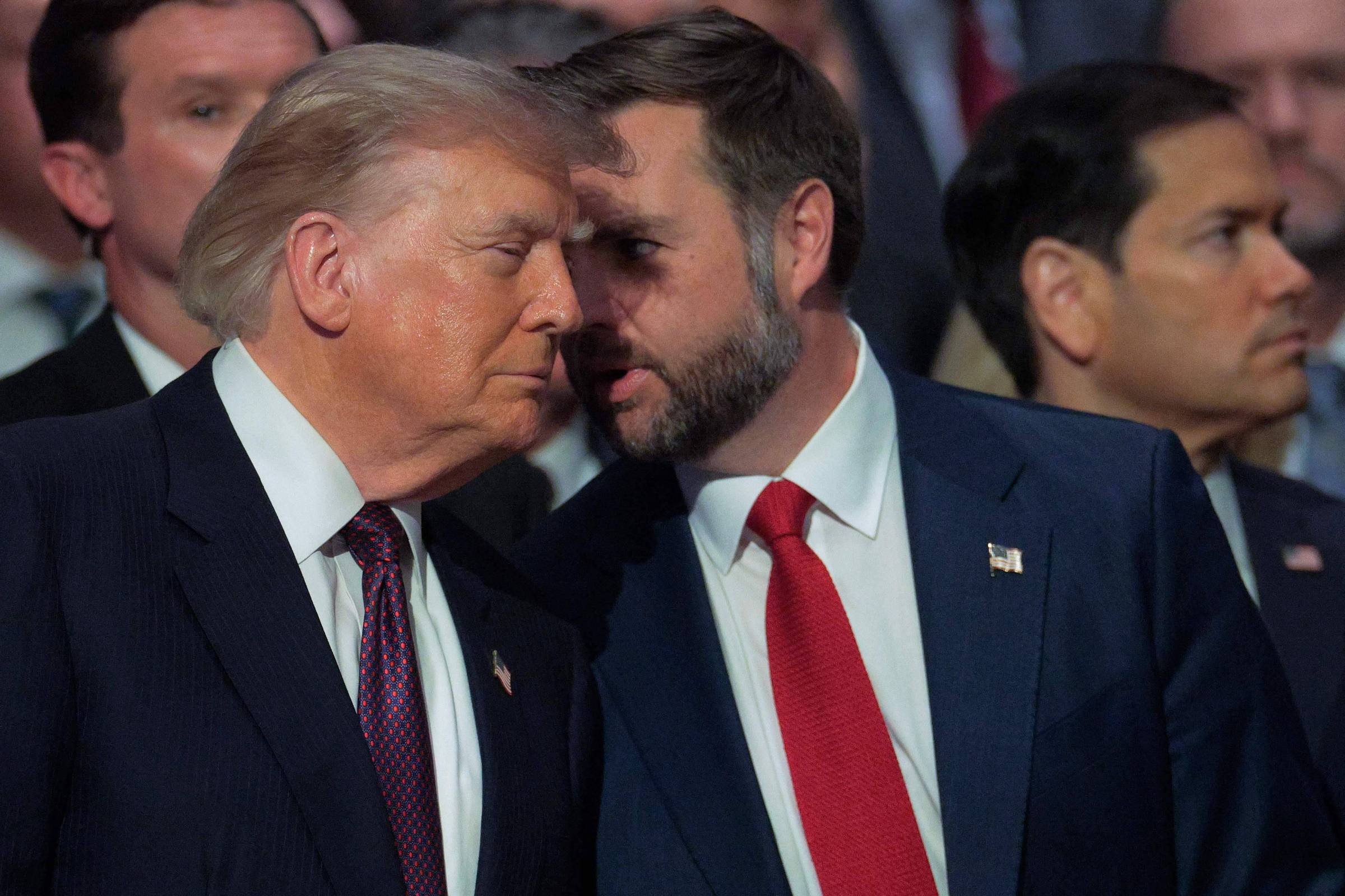 Por que J. D. Vance ainda supera Marco Rubio na sucessão de Trump