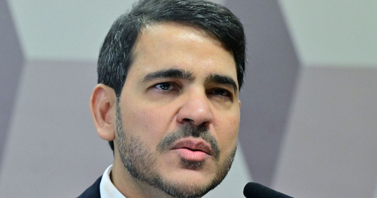 Oposição insiste em impedimento para travar nova indicação de Messias ao STF