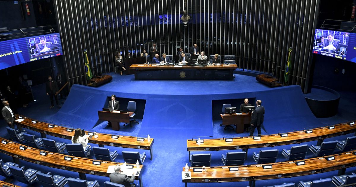 Oposição intensifica pressão por PDLs que visam derrubar decreto sobre big techs