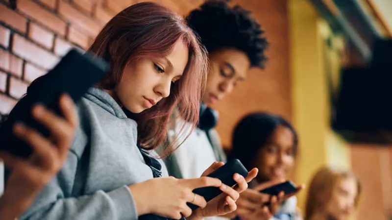 Grandes redes sociais enfrentam julgamentos cruciais que podem remodelar operações nos EUA