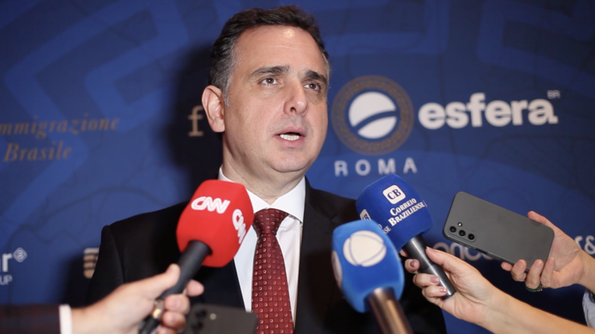 Rodrigo Pacheco condena ataques ao STF como estratégia eleitoral em discurso no Brasília Summit