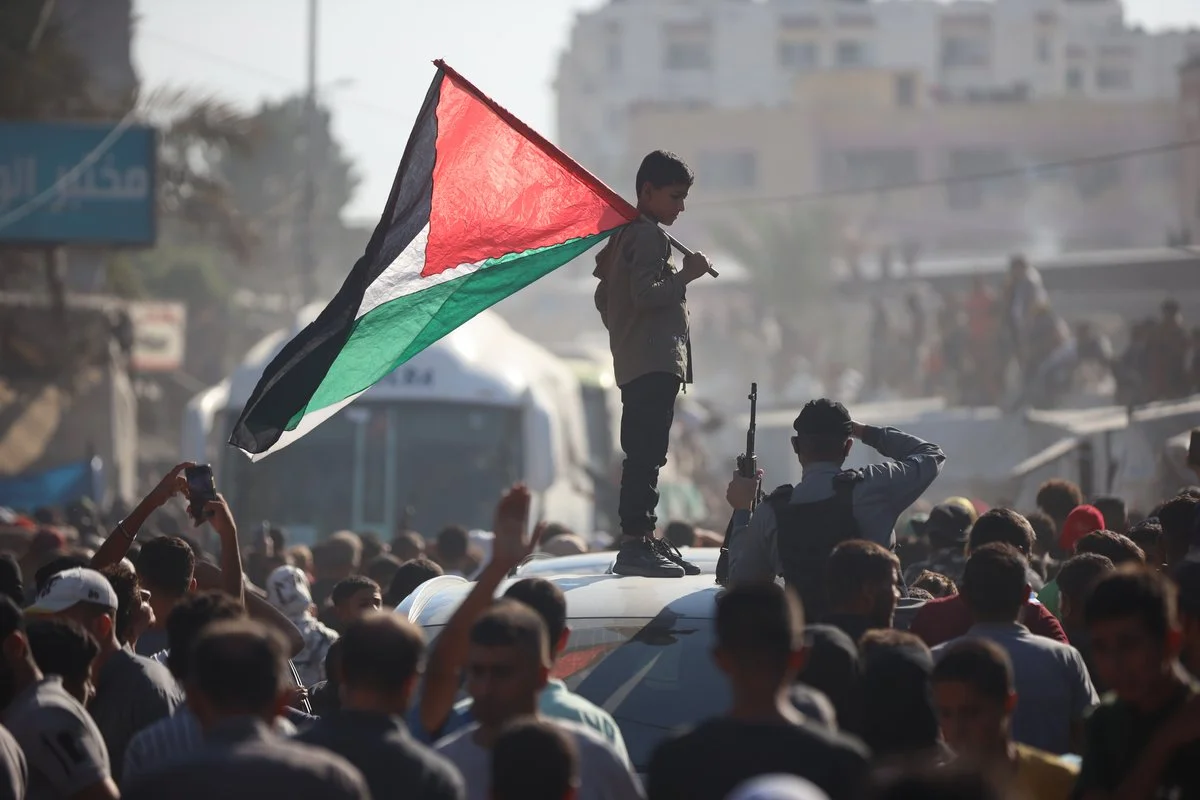 Mahmoud Abbas decreta eleições legislativas palestinas para 28 de novembro