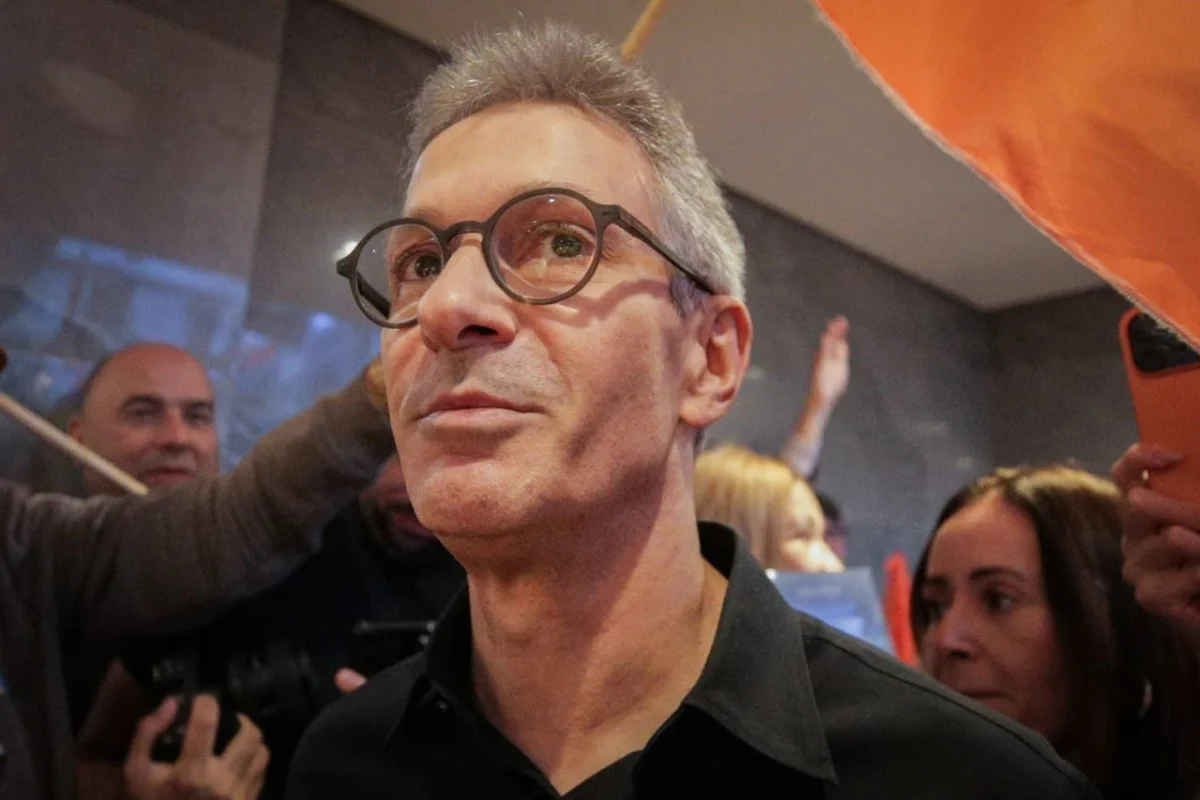 Adversários apontam desistência de Romeu Zema após ausência em debate