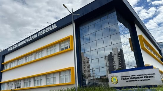 Passageira morre em acidente na BR-101 e PRF intensifica fiscalização para feriado