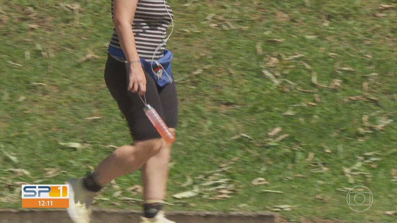 Especialistas alertam para marketing agressivo de produtos voltados à perimenopausa e menopausa