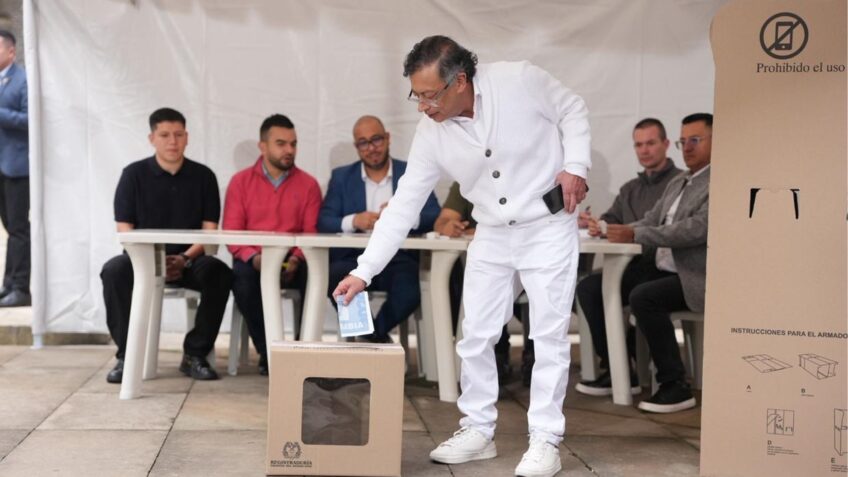 Presidente Petro contesta resultados preliminares da eleição na Colômbia