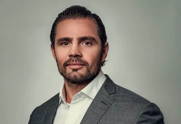 PF aponta que Daniel Vorcaro buscou informações pessoais de jornalista para barrar reportagens sobre o Banco Master