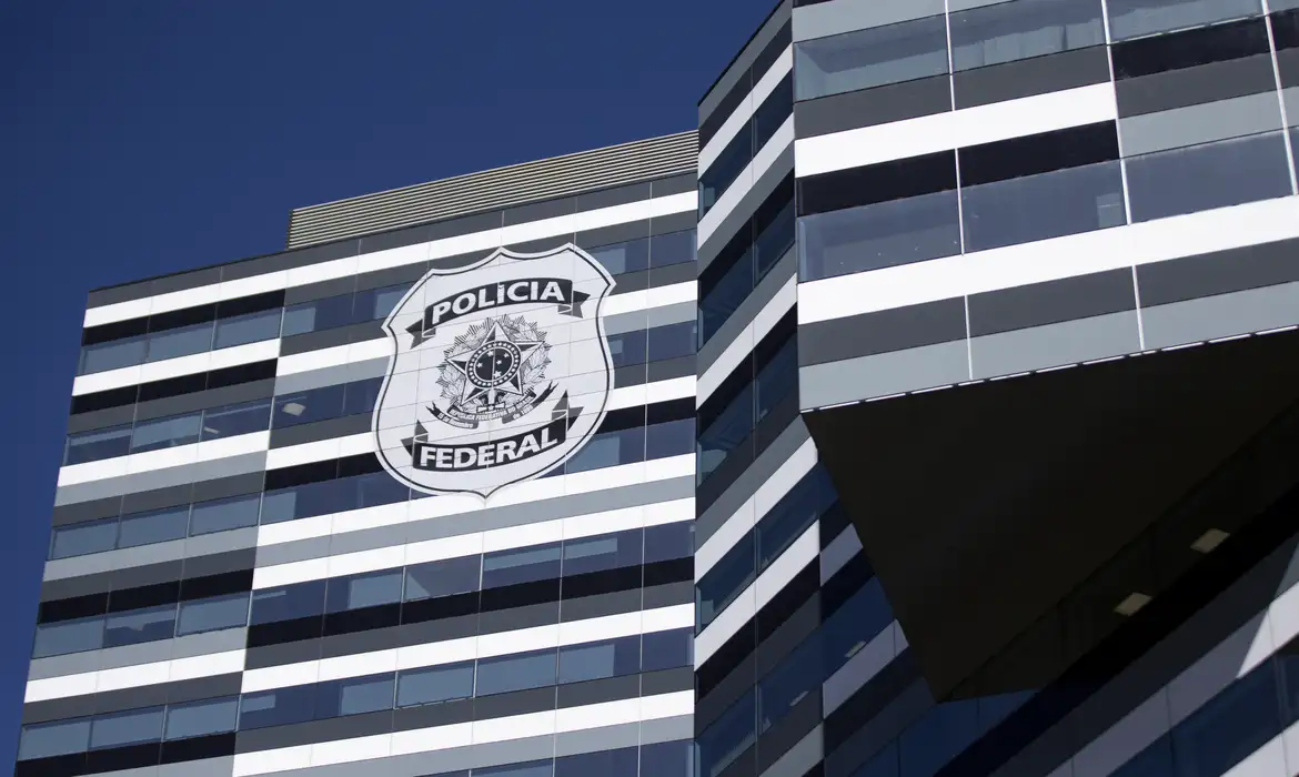 PF aponta que perito criou arquivos com referências a Moraes e Toffoli em investigação sobre Vorcaro