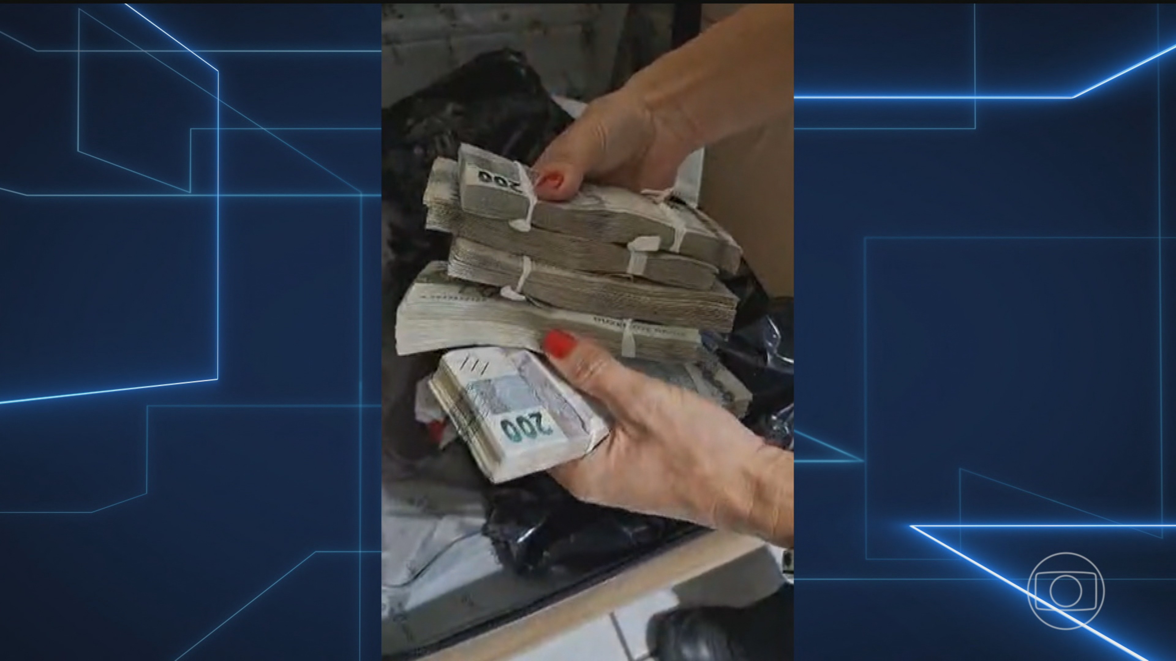 PF apreende carros de luxo e R$ 287 mil em investigações sobre desvio bilionário do INSS