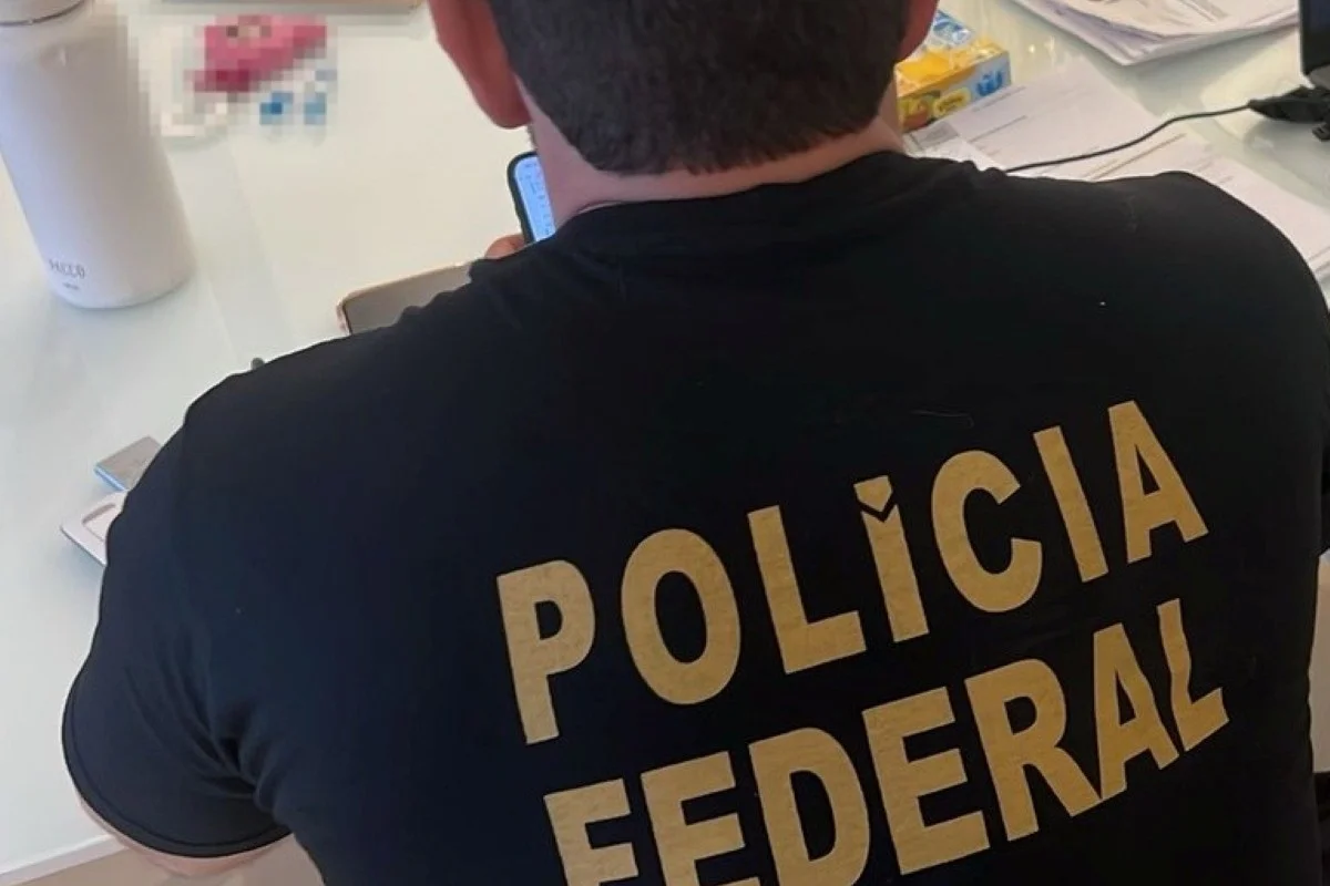 Polícia Federal desarticula grupo que lavou R$ 10 bilhões do tráfico em operação