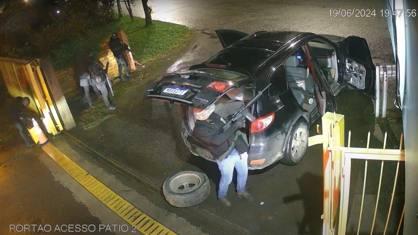 Polícia Federal prende na Bolívia suspeito de roubo milionário no Aeroporto de Caxias do Sul