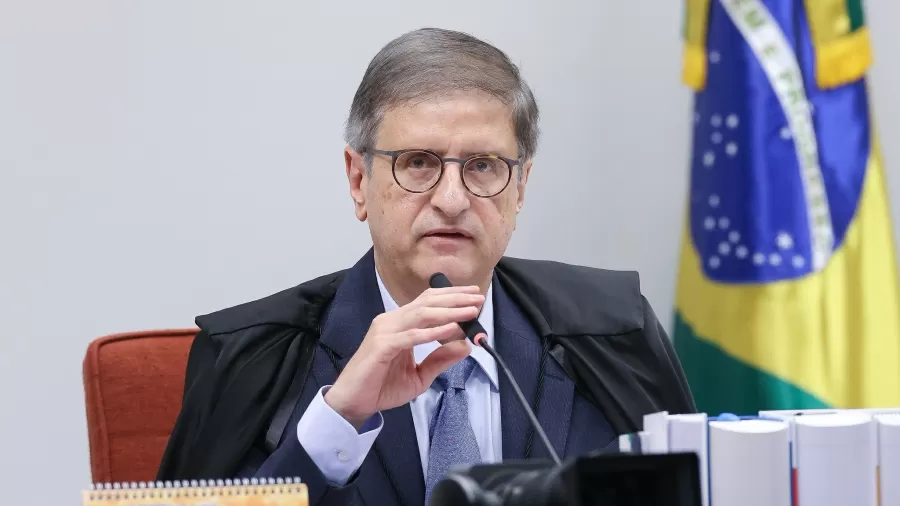 PGR pede que STF aguarde investigação sobre Bolsonaro e arma apreendida