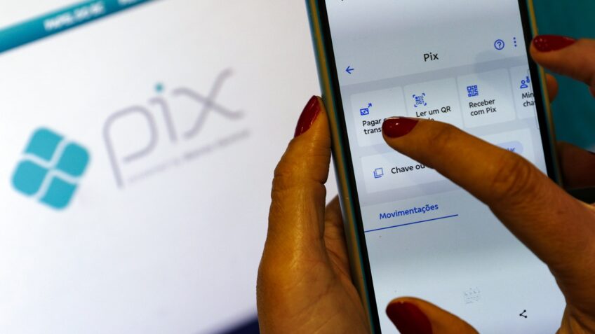 Pix deve alcançar 46% dos pagamentos em lojas físicas até 2030, aponta relatório