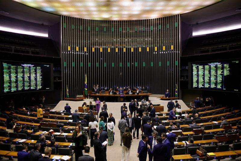 PL da Misoginia avança na Câmara com debates sobre direitos e liberdade religiosa