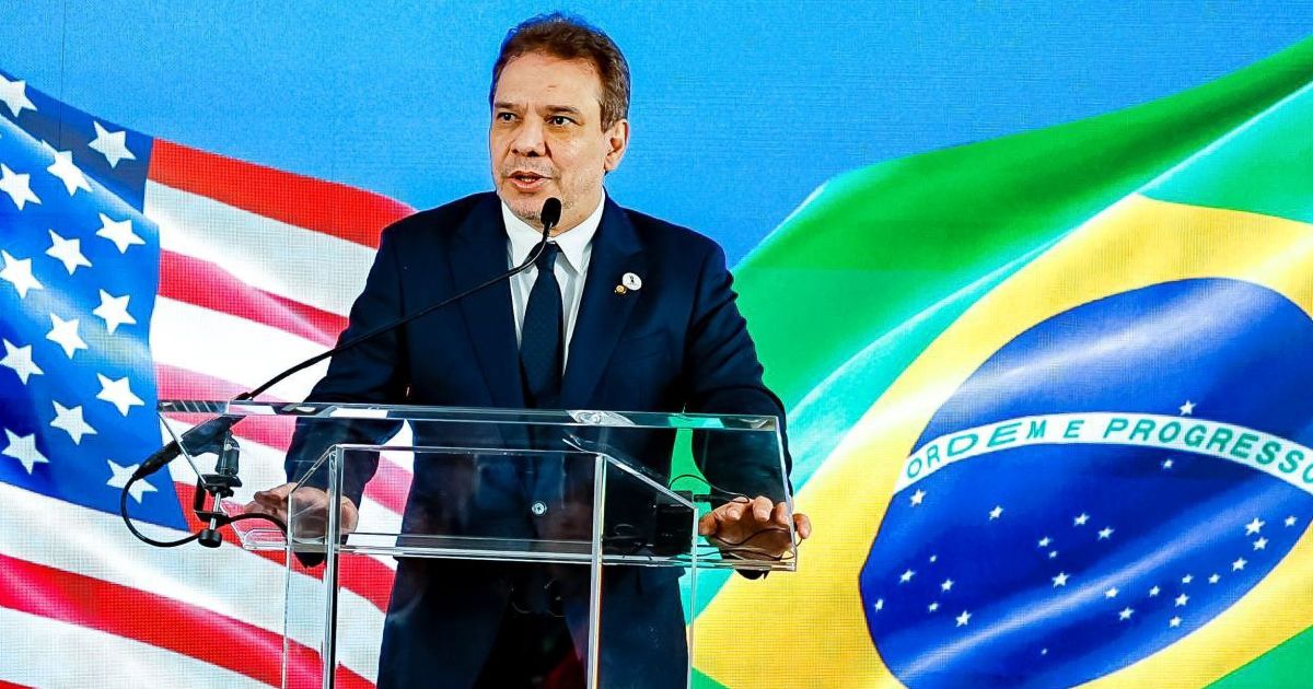 Governo brasileiro obtém endosso de Donald Trump para plano de combate ao crime organizado