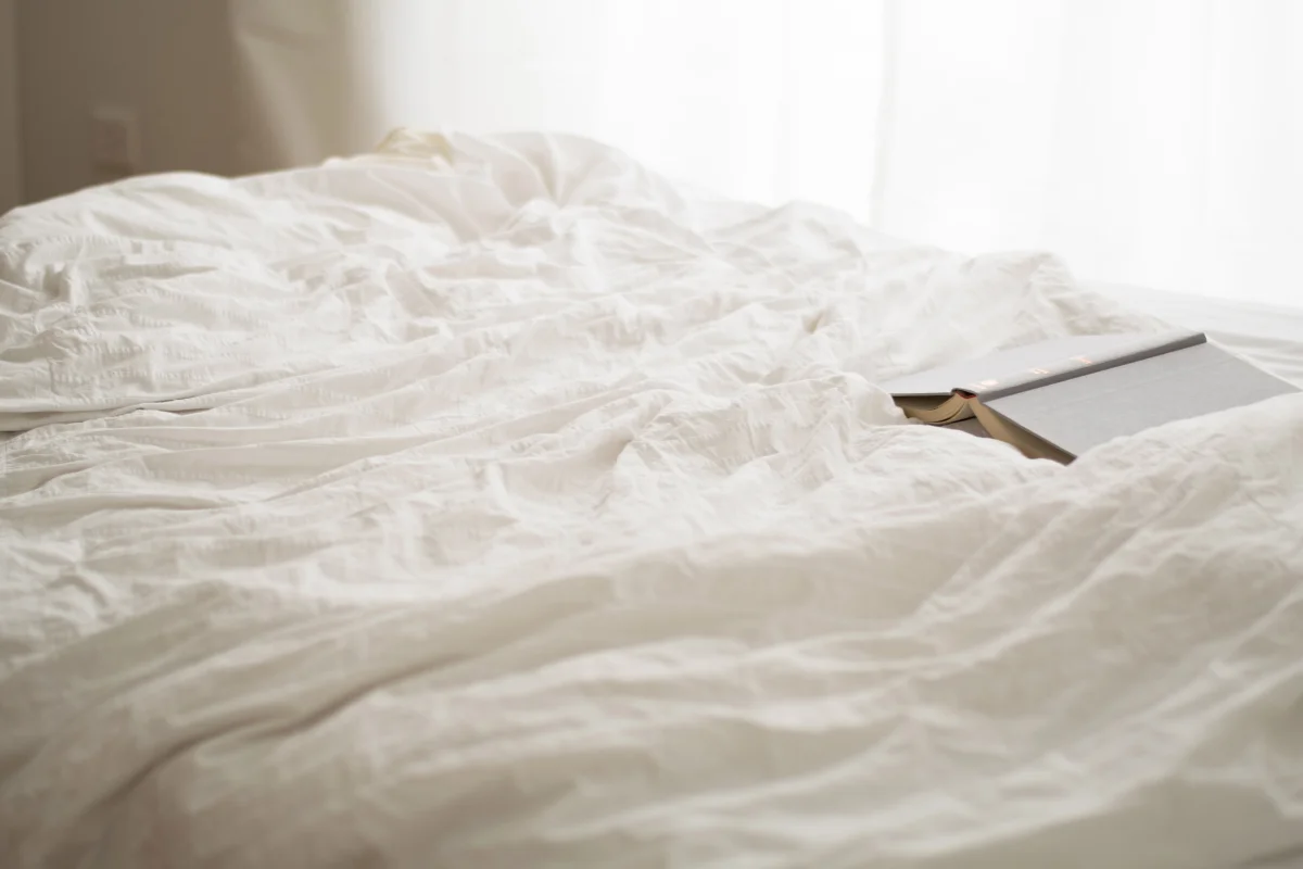 Especialista orienta sobre frequência ideal para troca de roupa de cama e toalhas